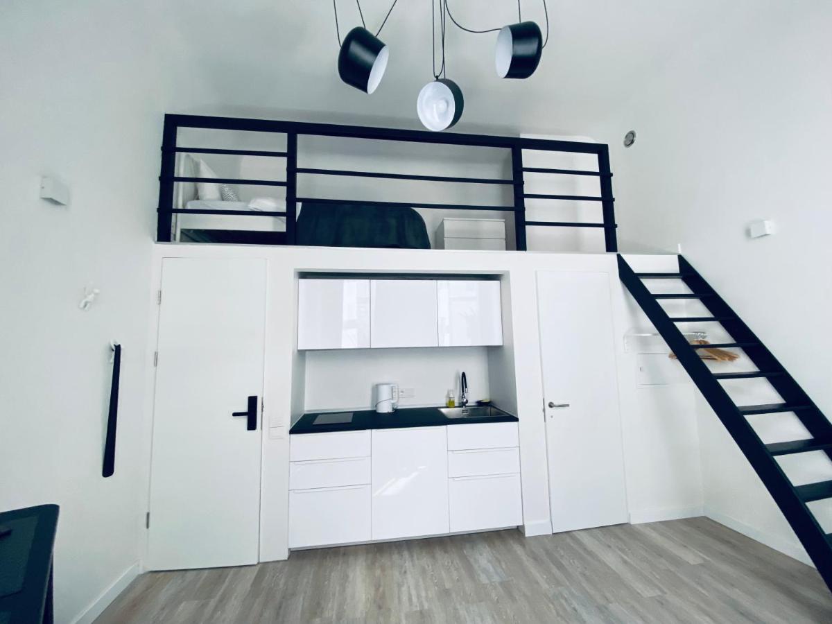 B&W Apartment Riga Exterior photo